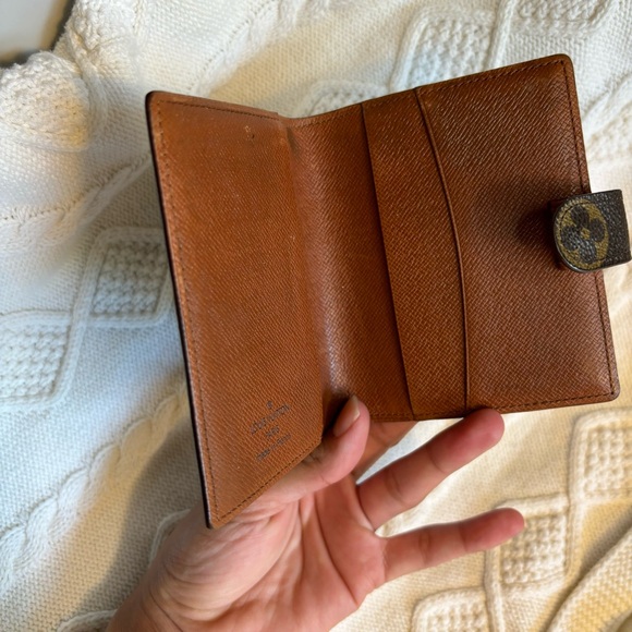 Authentic PreOwned Louis Vuitton Card Wallet - Picture 3 of 7
